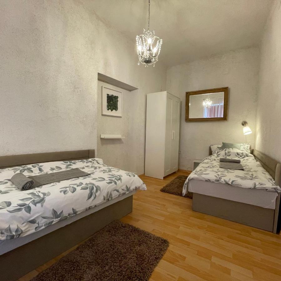 Corte Apartman Pápa Exterior foto