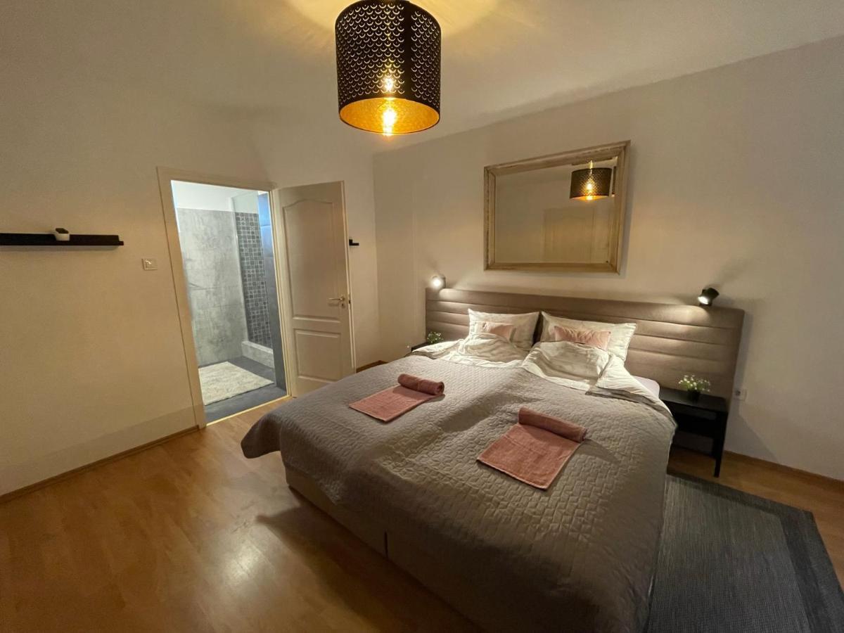 Corte Apartman Pápa Exterior foto